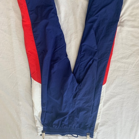 Nike Pants - Picture 3 of 4